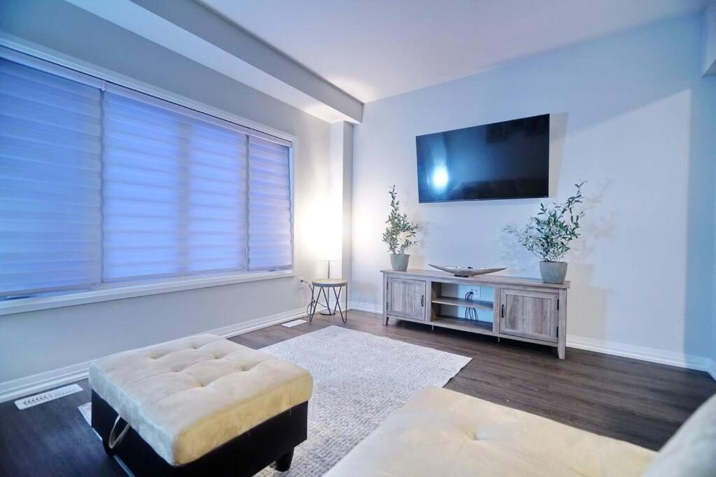 Beautiful And Unique Home In Niagara Bagian luar foto