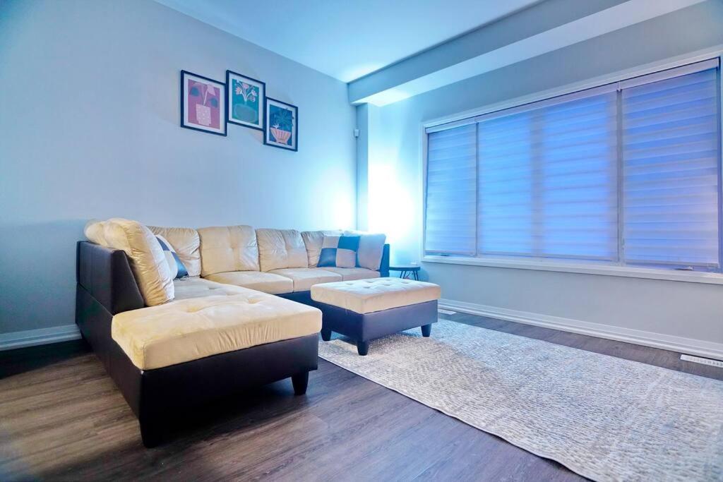 Beautiful And Unique Home In Niagara Bagian luar foto